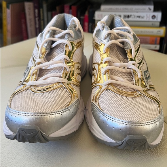 Saucony x J Crew Ride Millennium Women's Metallic Gold & Silver Sneakers, Sz 10 - Picture 6 of 12